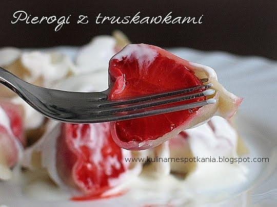 Pierogi z truskawkami