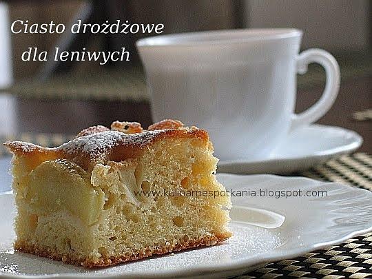 Ciasto drożdżowe dla leniwych