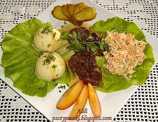 Wołowina w ciemnym sosie