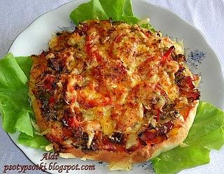 Ciasto do pizzy drożdżowe gniecione