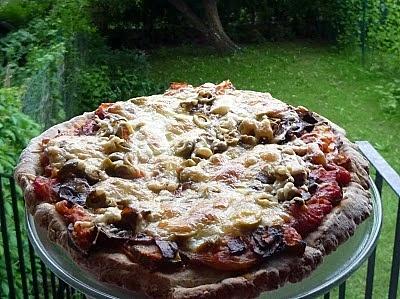 Porządki w lodówce - kreatywna pizza z resztek