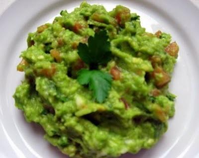 Guacamole - Meksykański dip z awokado i pomidorami