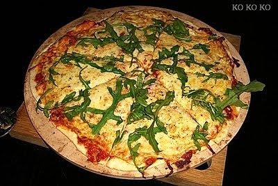 Pizza na cienki spód – dwa sposoby