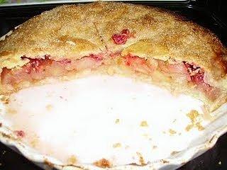 Tarta z nadzieniem jabłkowo-porzeczkowym