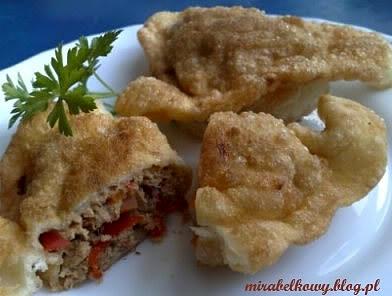 Aromatyczne pierożki mięsne w dwóch wersjach