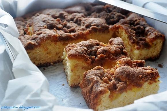 Ciasto z brzoskwiniami i kruszonką