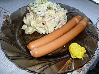 Kartoffelnsalat - przepis na sałatkę ziemniaczaną