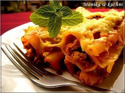 Cannelloni bolognese