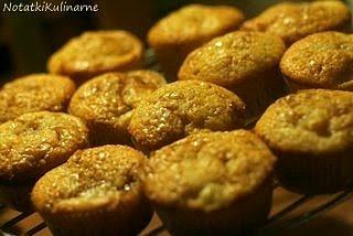 Muffinki miodowo-imbrowe z gruszkami