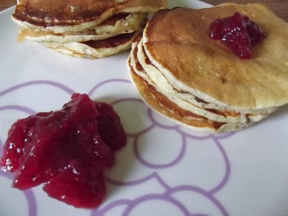 Jogurtowo orzechowe pancakes