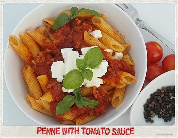 Penne z sosem pomidorowym