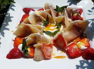 Pierogi z truskawkami