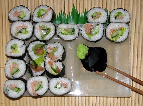 Sushi z łososiem
