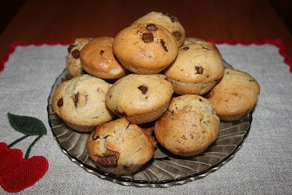 Muffinki z kawałkami czekolady