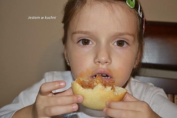 Bułka brudasek - drożdżowa z nadzieniem