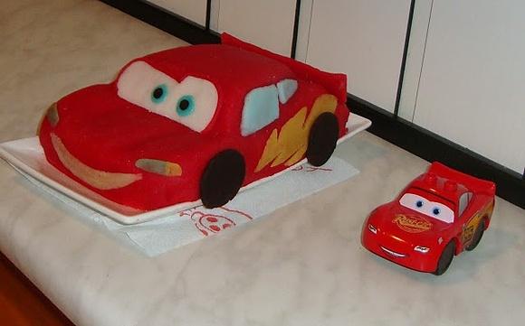 Tort z zygzakiem