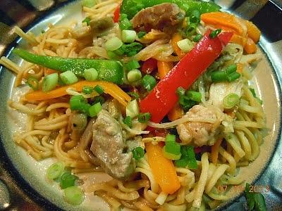 Wieprzowina lo mein