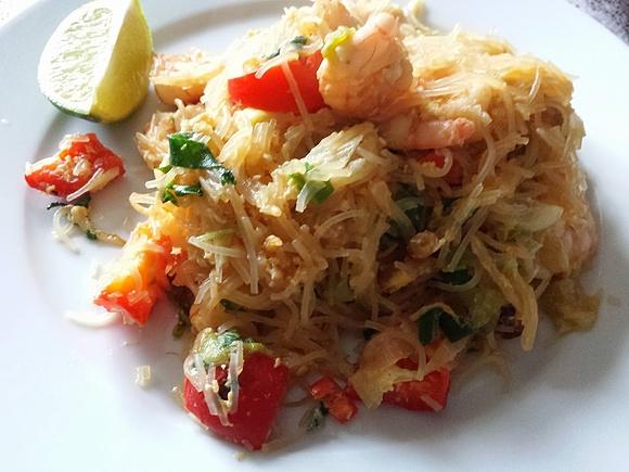 Pad thai - tajski makaron z krewetkami