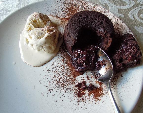 Hot Chocolate Fondants - ciastka czekoladowe na ciepło