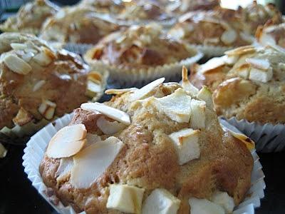 Muffinki z jabłkami i cynamonem
