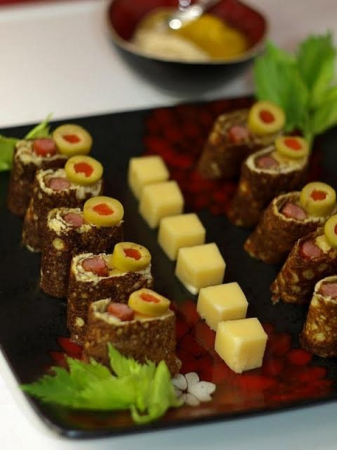 Maki na polską modłę z omletem pesto