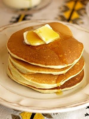 Pancakes z wanilią i maślanką