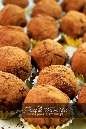 Trufle o smaku tiramisu i ślubne zdjęcia