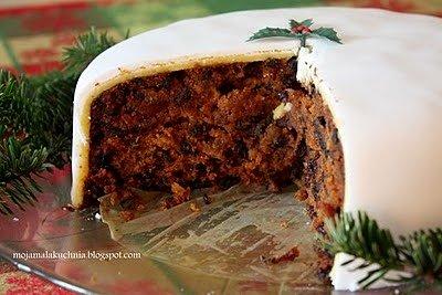 Traditional english christmas cake