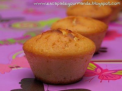 Jogurtowe muffinki z malinową nutką