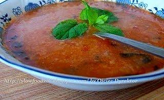 Ezo gelin çorbası czyli zupa z soczewicy i kaszy bulgur