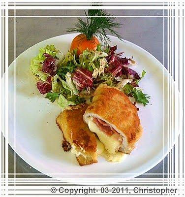 Cordon bleu z cielęciny z serem i szynką