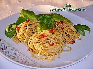 Spaghetti aglio, olio e peperoncino