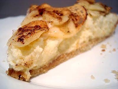 Tarta z jabłkiem i kremem twarogowo-cytrynowym