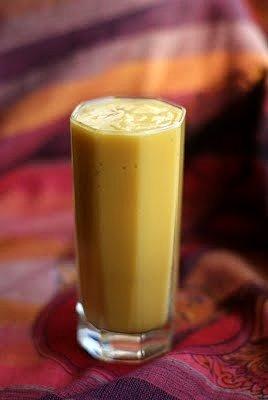 Mango lassi