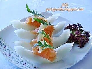 Przystawka z melona i łososia