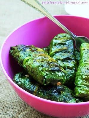 Grillowane gołąbki z kurczakiem i quinoa w szpinaku