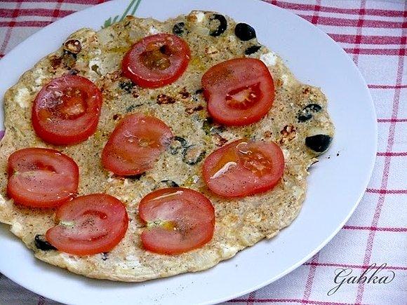 Owsiany omlet śródziemnomorski