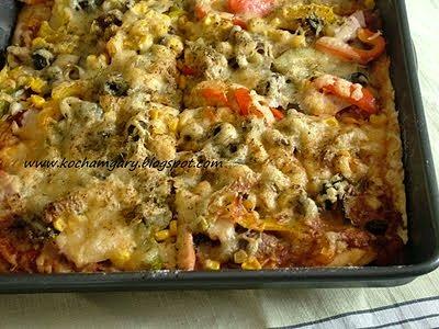 Pizza domowa na cienkim cieście