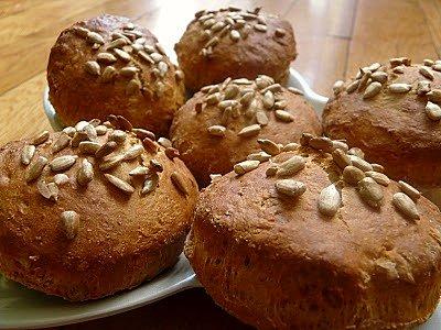 Pełnoziarniste scones ze słonecznikiem