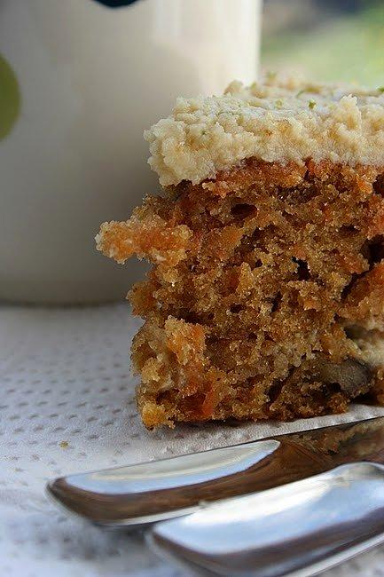 Ciasto marchewkowe z serkiem mascarpone i limonką