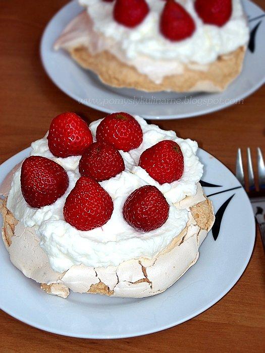 Mini Pavlova