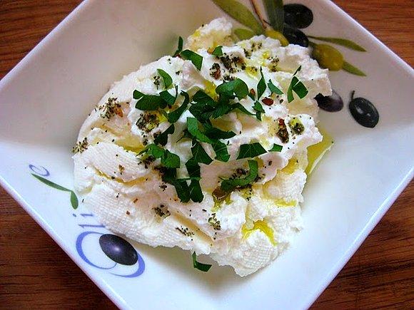 Labneh kremowy ser jogurtowy