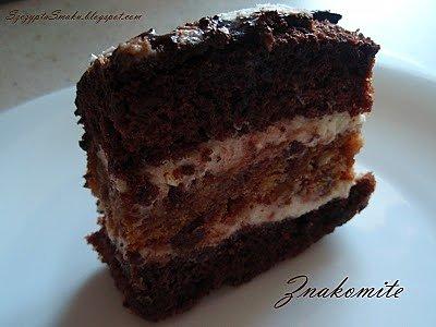 Lekie czekoladowe ciasto z jajkami i kakao