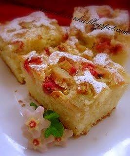 Muffinowe ciasto z rabarbarem