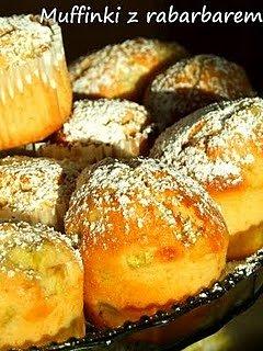 Muffinki z rabarbarem