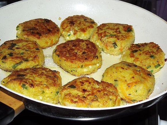Burgery z kuskusa i quinoi