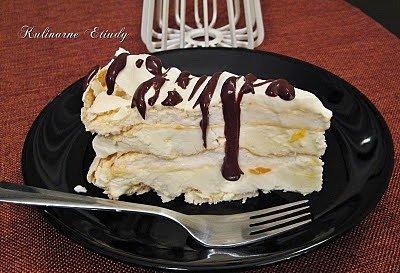 Mrożony tort bezowy