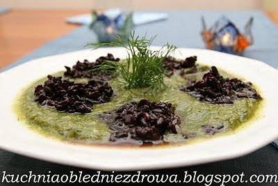 Kalarepowy zupa krem z młodych liści kalarepy i kopru