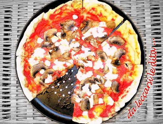 Pizza con i funghi