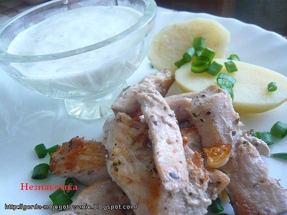 Kurczak po grecku z sosem tsatsiki